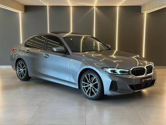 BMW 320i 2.0 16V TURBO FLEX SPORT GP AUTOMÁTICO BMW 320i 2.0 16V TURBO FLEX SPORT GP AUTOMÁTICO